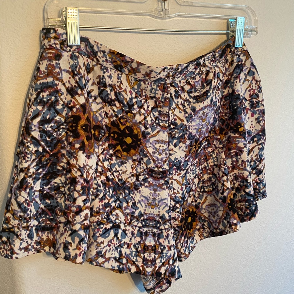 Flowey high waisted shorts
